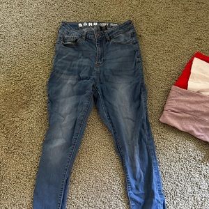 stretchy curvy jeans size 7/28